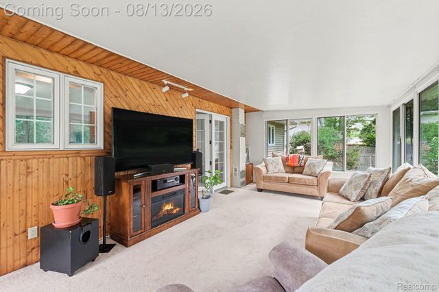 10361 Coldwater Road, Flushing Charter Township, MI 48433