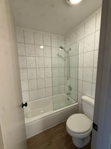 1813 Hemlock Place 311, Schaumburg, IL 60173