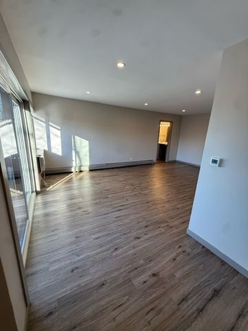 1813 Hemlock Place 311, Schaumburg, IL 60173