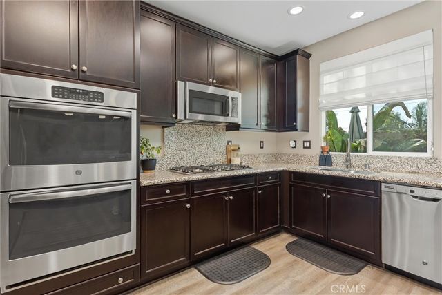 28475 Sunflower, Highland, CA 92346