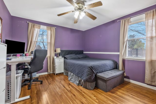 200 Bonnaoaks Dr, Hermitage, TN 37076