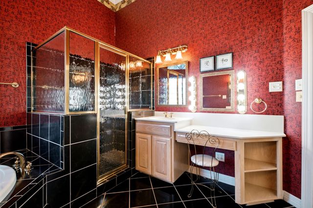 9439 Saint Johns Court, Pilot Point, TX 76258