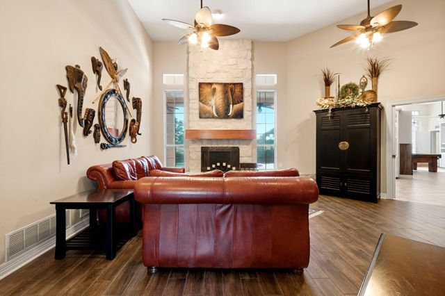 9439 Saint Johns Court, Pilot Point, TX 76258