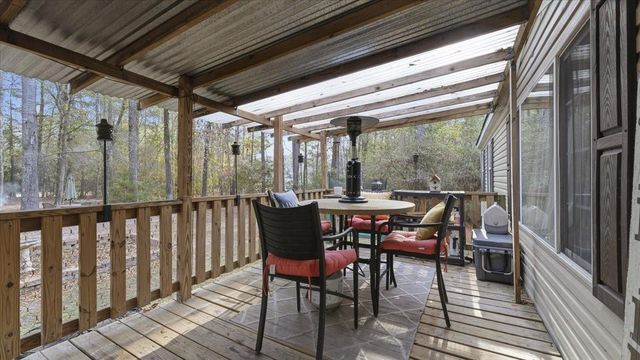 212 Highland Drive, Huntsville, TX 77320