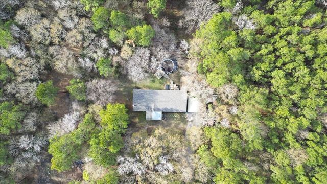 212 Highland Drive, Huntsville, TX 77320