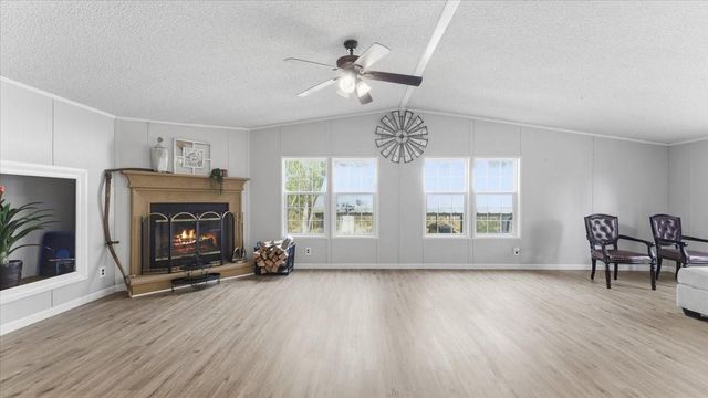 212 Highland Drive, Huntsville, TX 77320