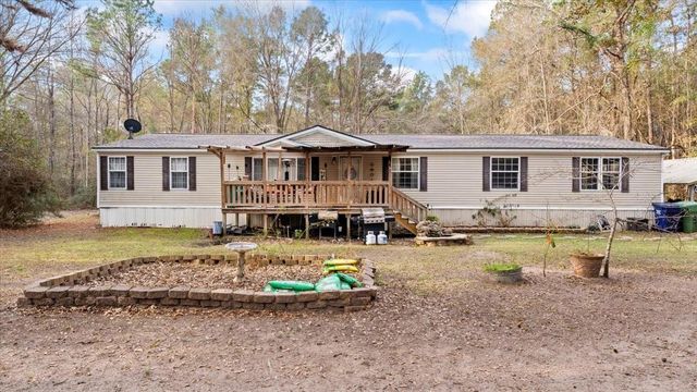 212 Highland Drive, Huntsville, TX 77320