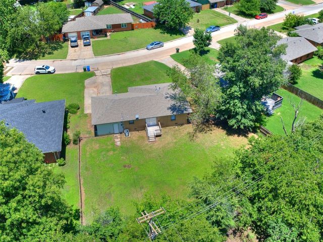 710 Highland Parkway, Norman, OK 73069