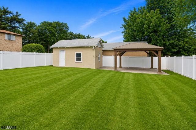 62 Vreeland Ave, Clifton City, NJ 07011