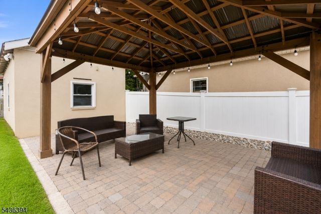 62 Vreeland Ave, Clifton City, NJ 07011