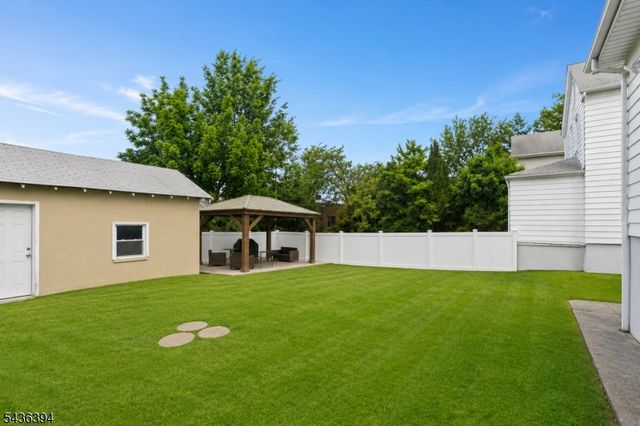 62 Vreeland Ave, Clifton City, NJ 07011