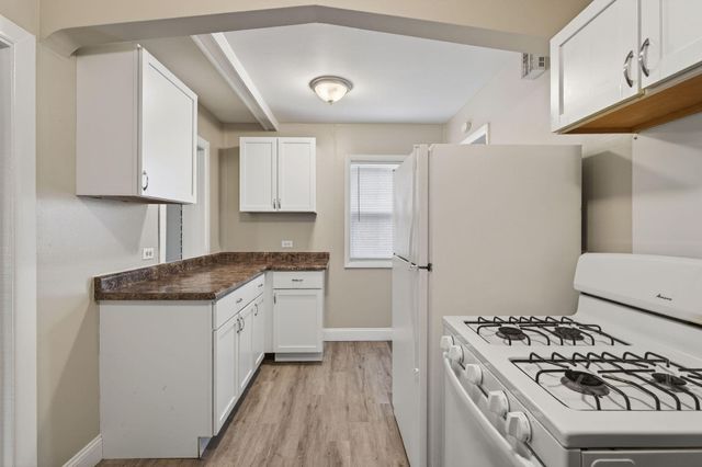 6542 S Mccook Avenue, Hammond, IN 46323