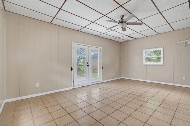 6542 S Mccook Avenue, Hammond, IN 46323