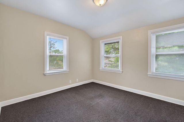 6542 S Mccook Avenue, Hammond, IN 46323