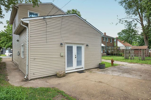 6542 S Mccook Avenue, Hammond, IN 46323