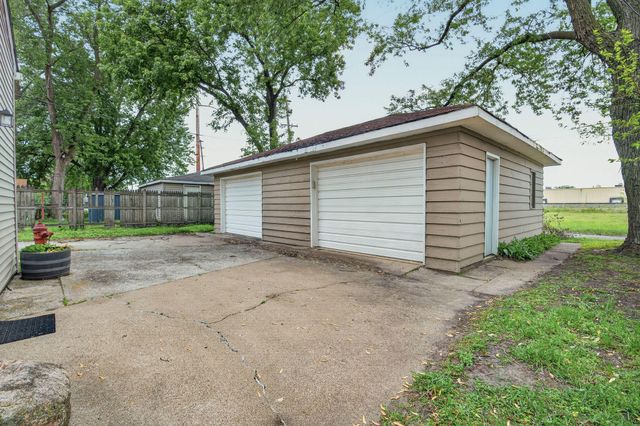 6542 S Mccook Avenue, Hammond, IN 46323