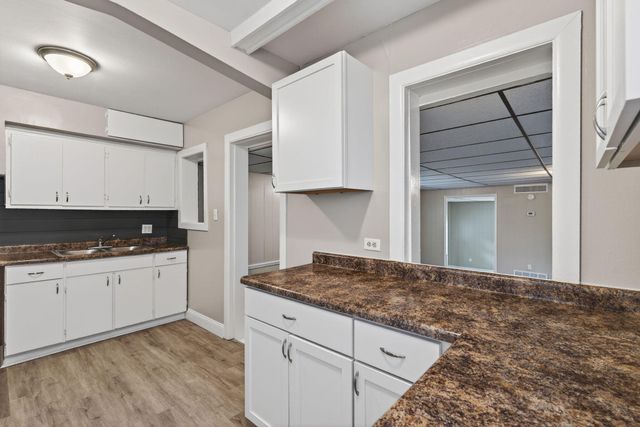 6542 S Mccook Avenue, Hammond, IN 46323