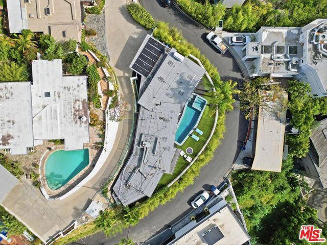 8411 Hollywood Boulevard, Los Angeles, CA 90069