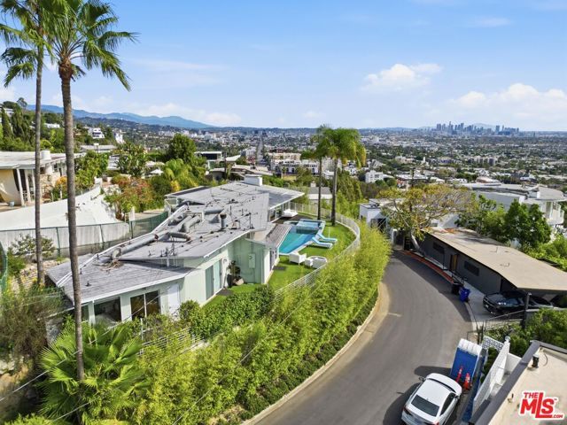 8411 Hollywood Boulevard, Los Angeles, CA 90069