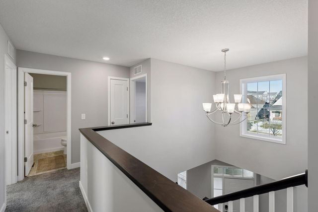 1353 Chestnut Circle, Carver, MN 55315