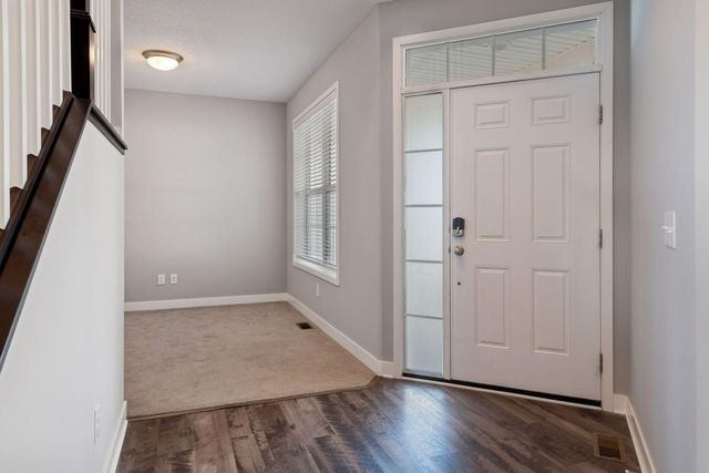 1353 Chestnut Circle, Carver, MN 55315