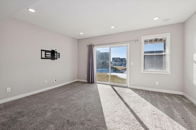 1353 Chestnut Circle, Carver, MN 55315