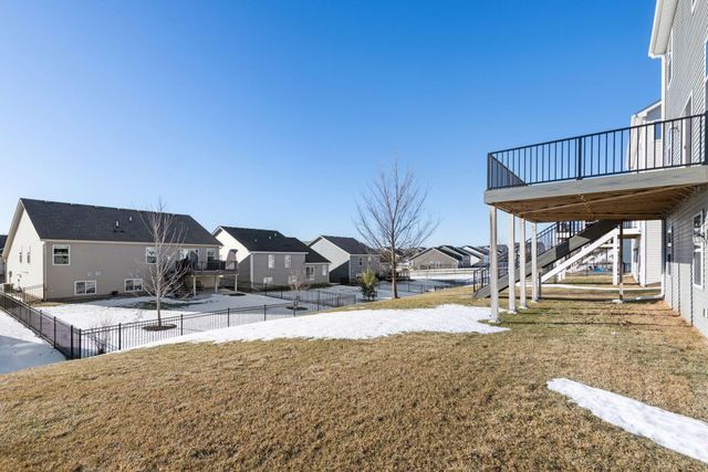 1353 Chestnut Circle, Carver, MN 55315