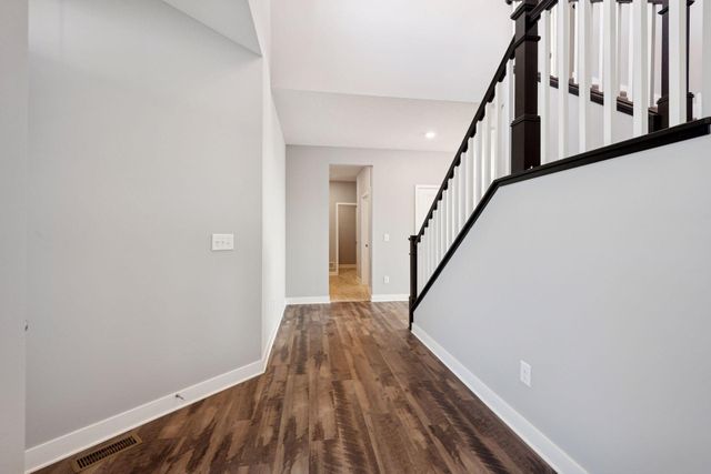 1353 Chestnut Circle, Carver, MN 55315