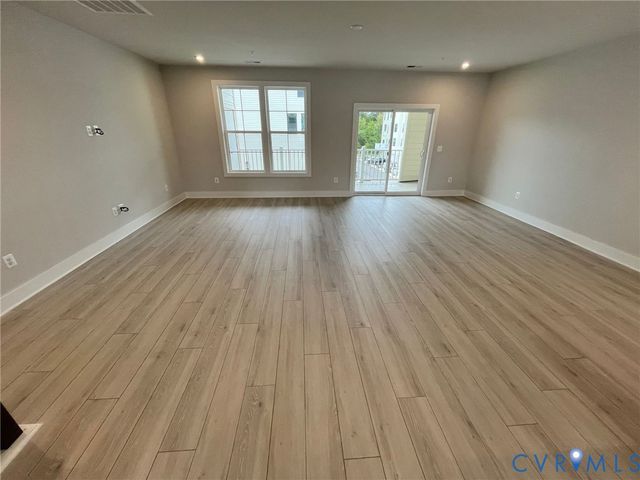 551 Munson Woods Walk, Glen Allen, VA 23233