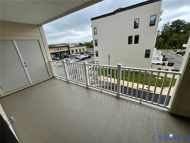 551 Munson Woods Walk, Glen Allen, VA 23233
