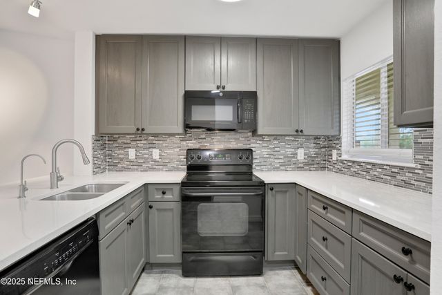 7 ARBOR CLUB Drive 317, Ponte Vedra Beach, FL 32082