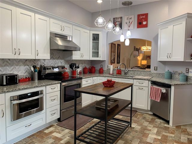 7945 SW 115TH LOOP, Ocala, FL 34476