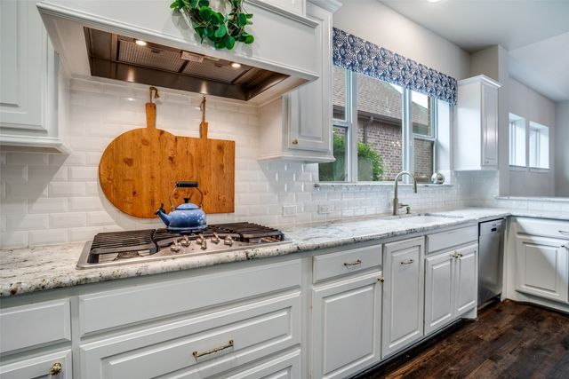 6409 Grand Bay Court, Mckinney, TX 75071