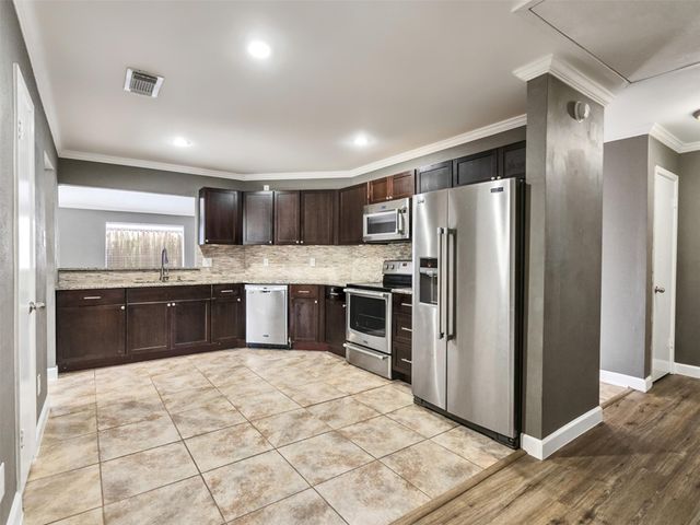 7330 Daylight Lane, Houston, TX 77095