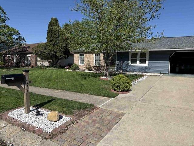 1821 Arcadia Drive, Lafayette, IN 47905