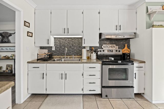 1821 Arcadia Drive, Lafayette, IN 47905