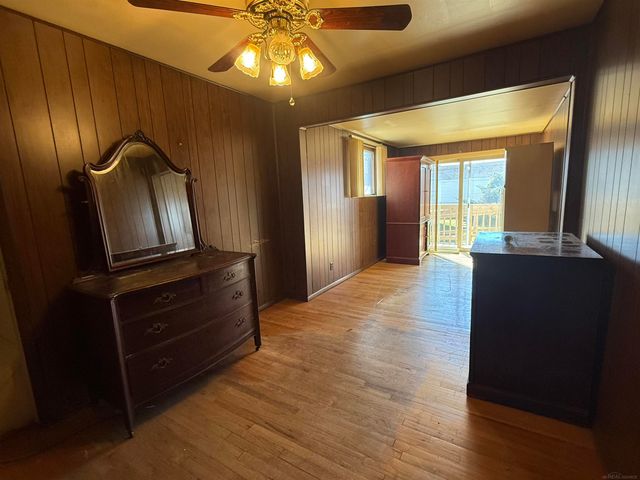 24243 Petersburg Avenue, Eastpointe, MI 48021