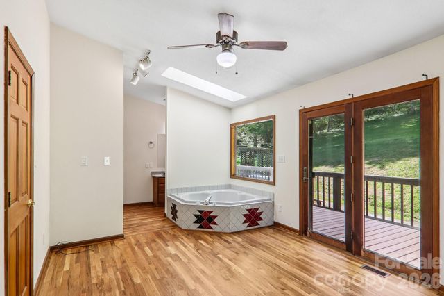 129 Cash Phillips Drive, Mars Hill, NC 28754