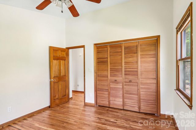 129 Cash Phillips Drive, Mars Hill, NC 28754