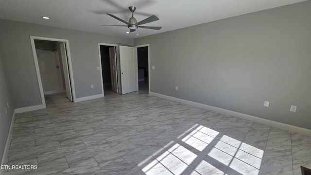 32 Capitol Drive, Crossville, TN 38555