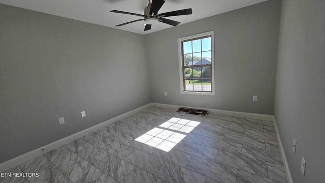 32 Capitol Drive, Crossville, TN 38555