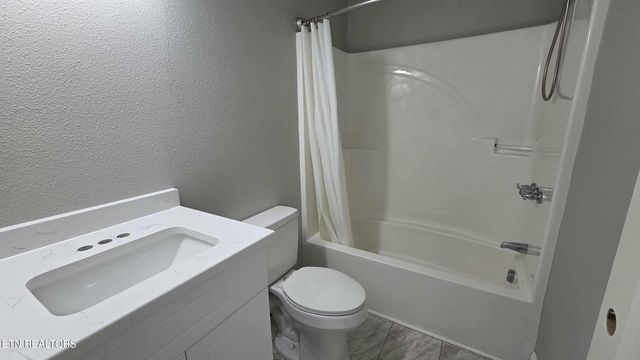 32 Capitol Drive, Crossville, TN 38555