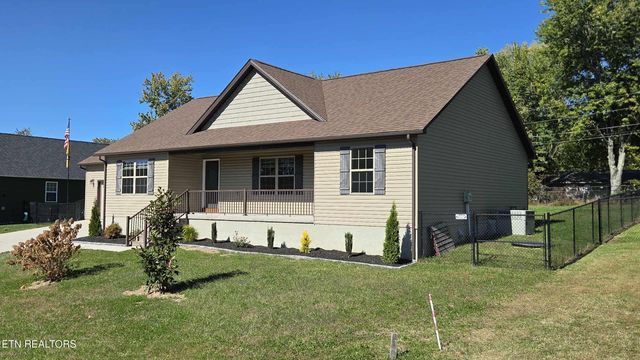 32 Capitol Drive, Crossville, TN 38555