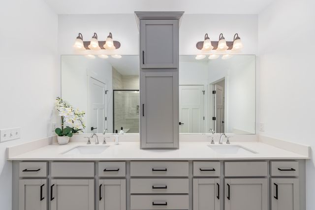 1935 Percy Lane, Highland, MI 48357