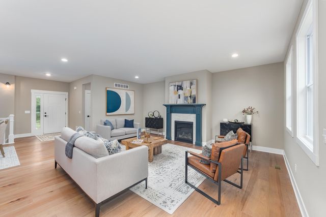 1935 Percy Lane, Highland, MI 48357