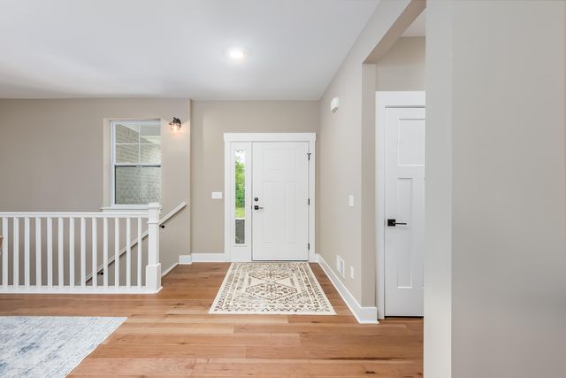 1935 Percy Lane, Highland, MI 48357