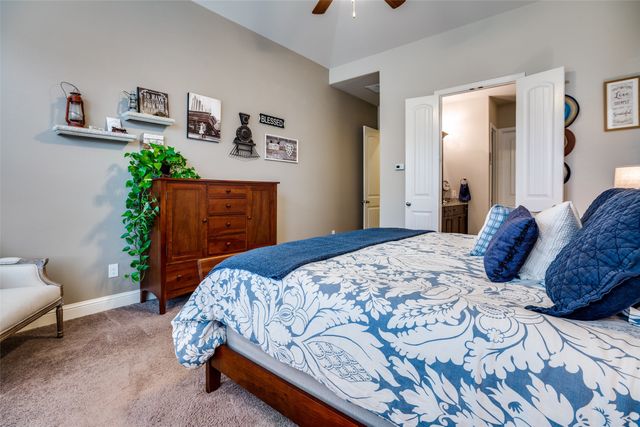 9112 Brownwood Avenue, Argyle, TX 76226