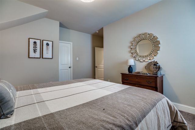 9112 Brownwood Avenue, Argyle, TX 76226