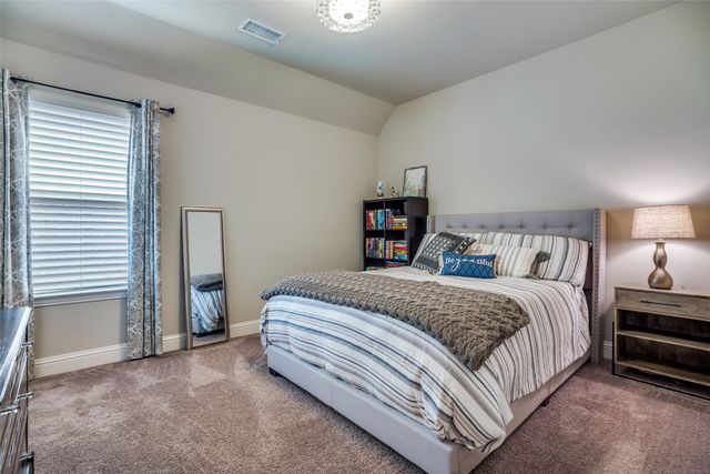 9112 Brownwood Avenue, Argyle, TX 76226