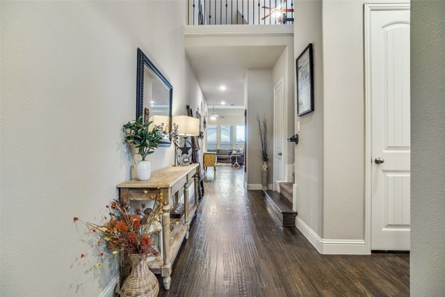 9112 Brownwood Avenue, Argyle, TX 76226